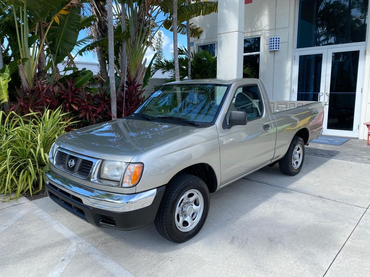 2000 Nissan Frontier 2WD AUTO AC XE LOW MILES 51,826 Pompano Beach FL