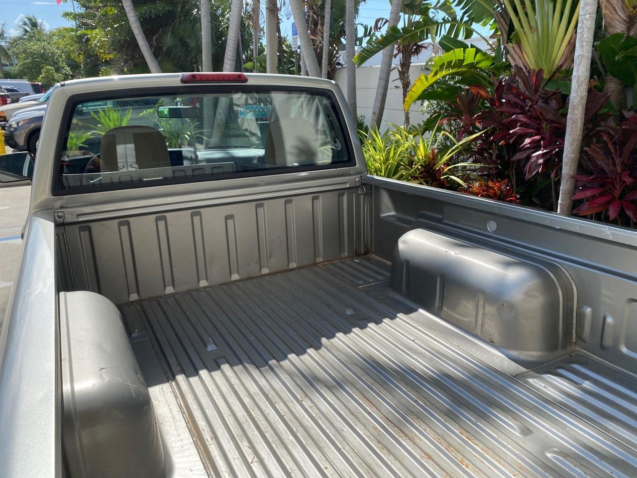 2000 Nissan Frontier 2WD AUTO AC XE LOW MILES 51,826 Pompano Beach FL