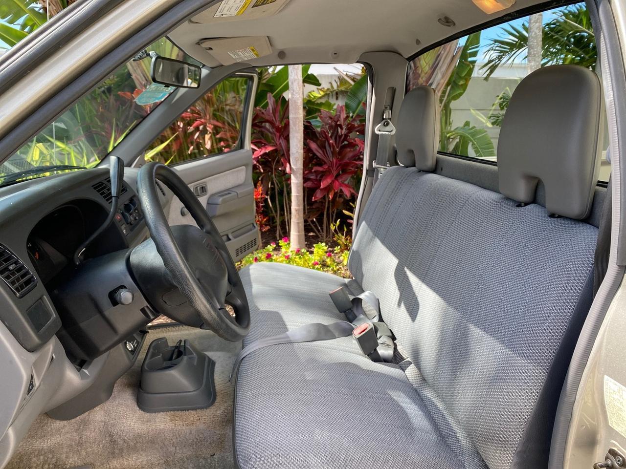 2000 Nissan Frontier 2WD AUTO AC XE LOW MILES 51,826 Pompano Beach FL
