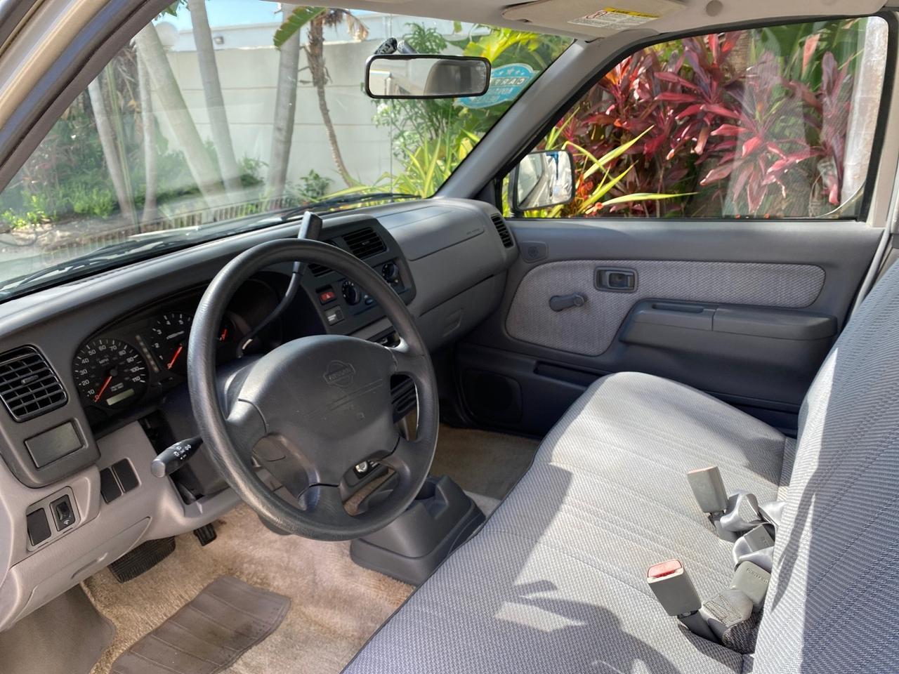 2000 Nissan Frontier 2WD AUTO AC XE LOW MILES 51,826 Pompano Beach FL