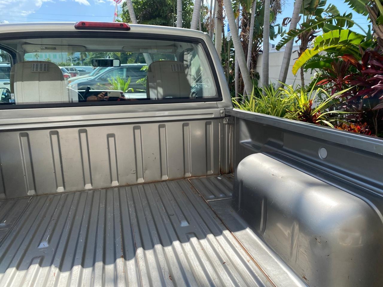2000 Nissan Frontier 2WD AUTO AC XE LOW MILES 51,826 Pompano Beach FL