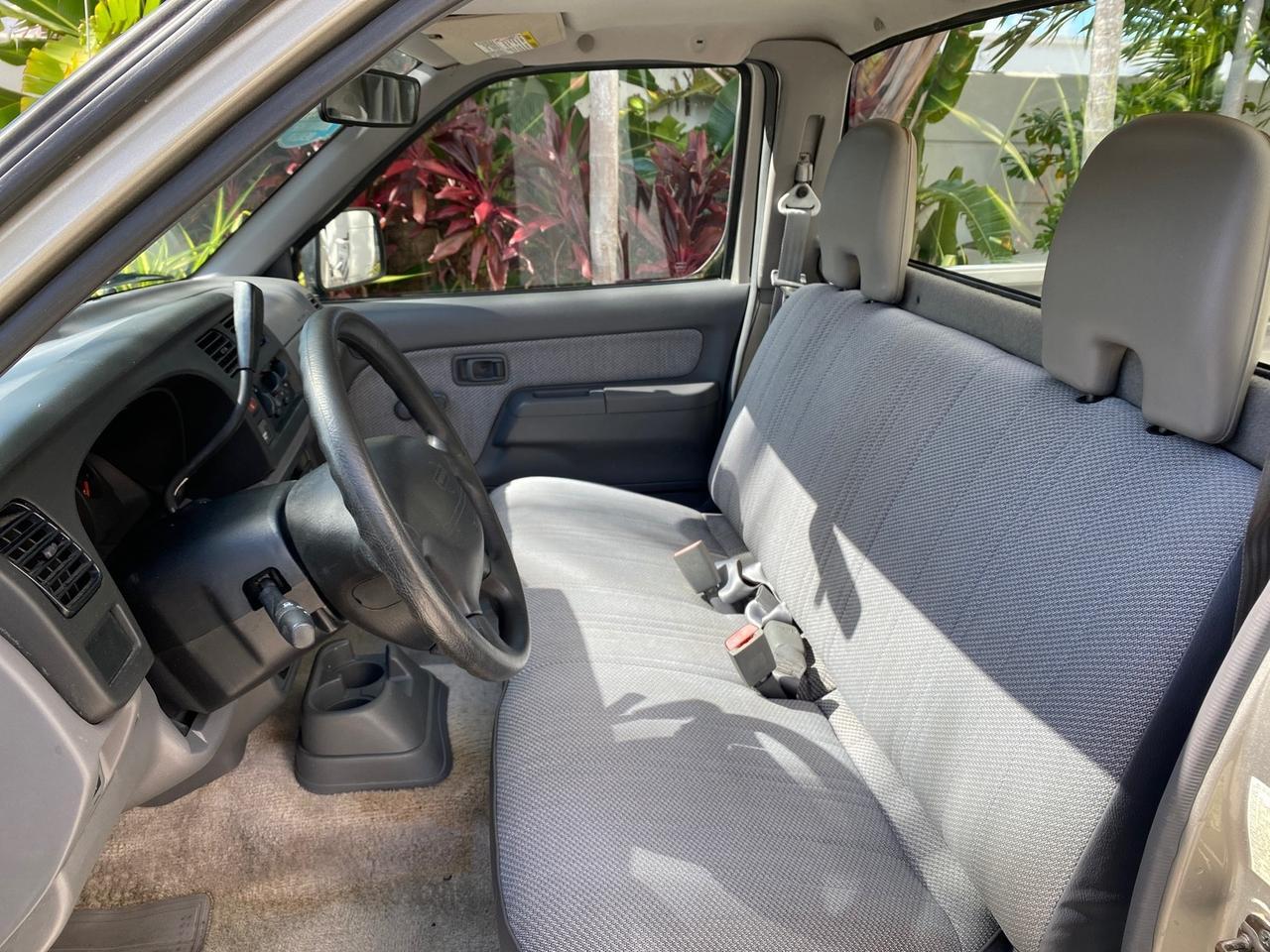 2000 Nissan Frontier 2WD AUTO AC XE LOW MILES 51,826 Pompano Beach FL