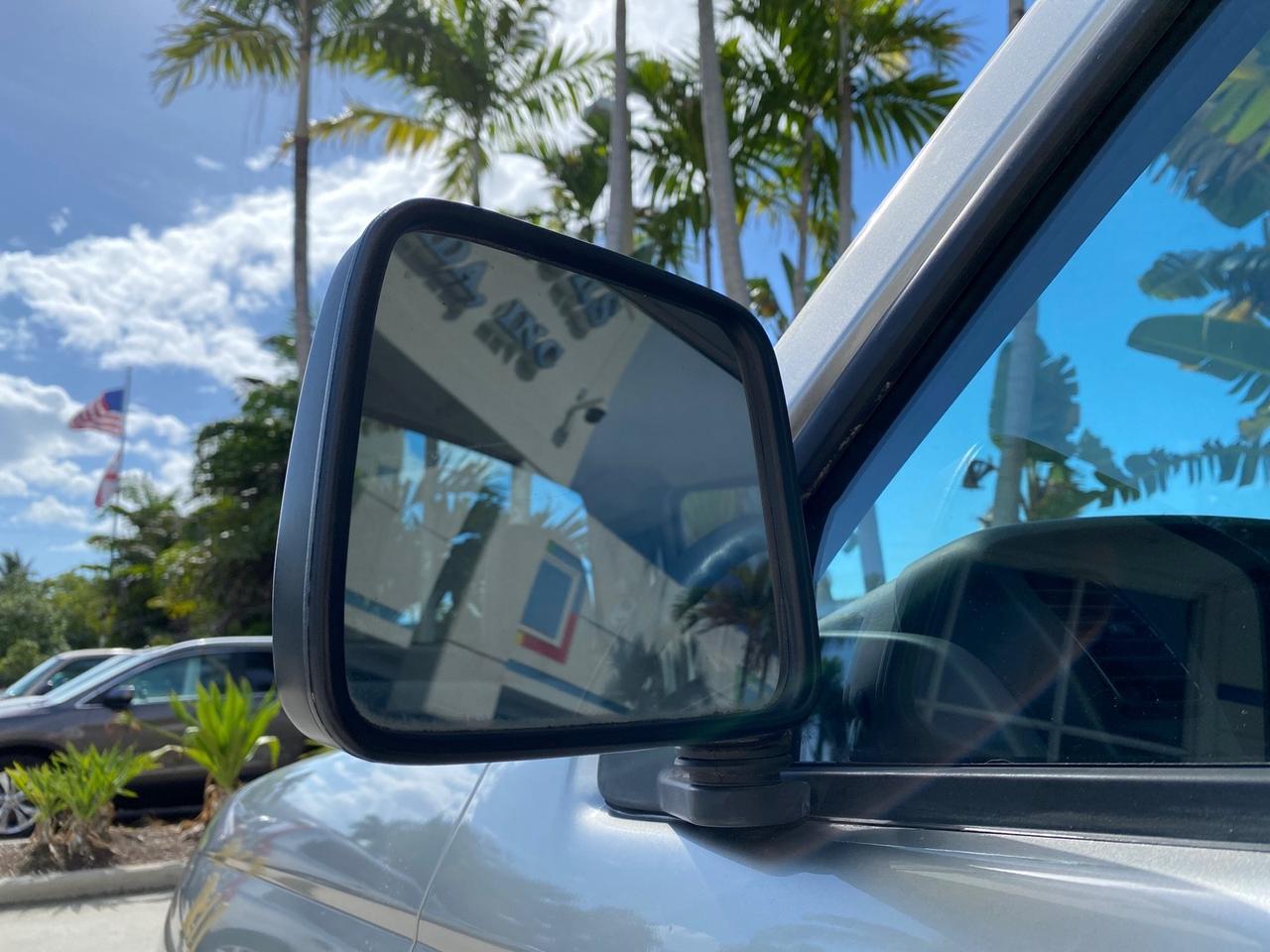 2000 Nissan Frontier 2WD AUTO AC XE LOW MILES 51,826 Pompano Beach FL
