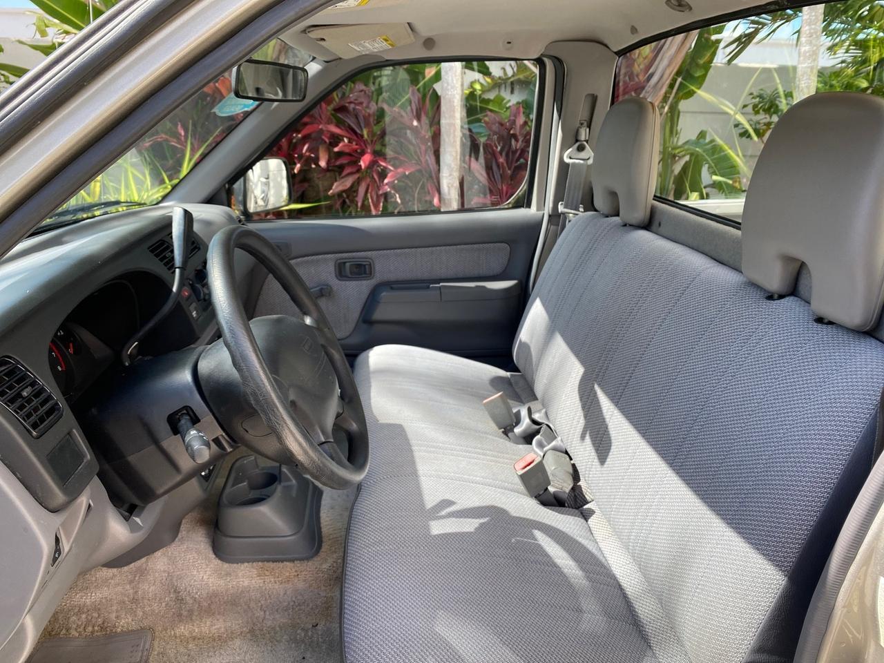 2000 Nissan Frontier 2WD AUTO AC XE LOW MILES 51,826 Pompano Beach FL