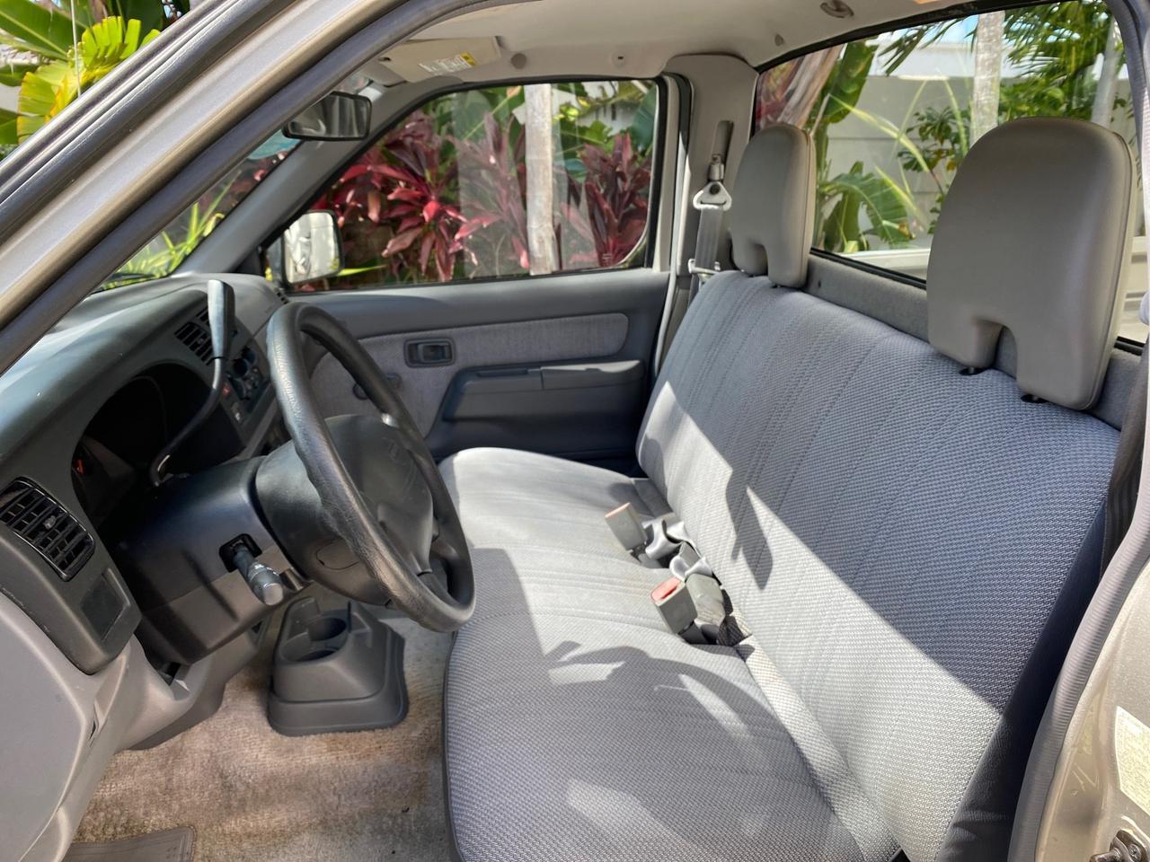 2000 Nissan Frontier 2WD AUTO AC XE LOW MILES 51,826 Pompano Beach FL