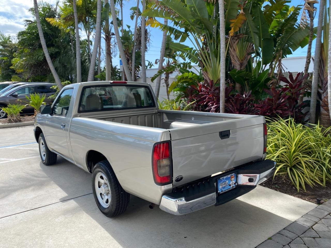2000 Nissan Frontier 2WD AUTO AC XE LOW MILES 51,826 Pompano Beach FL