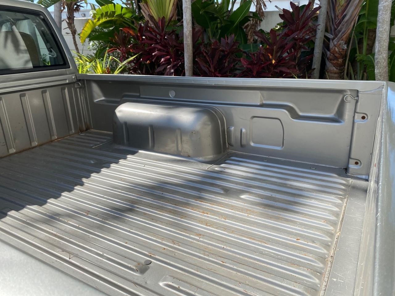 2000 Nissan Frontier 2WD AUTO AC XE LOW MILES 51,826 Pompano Beach FL