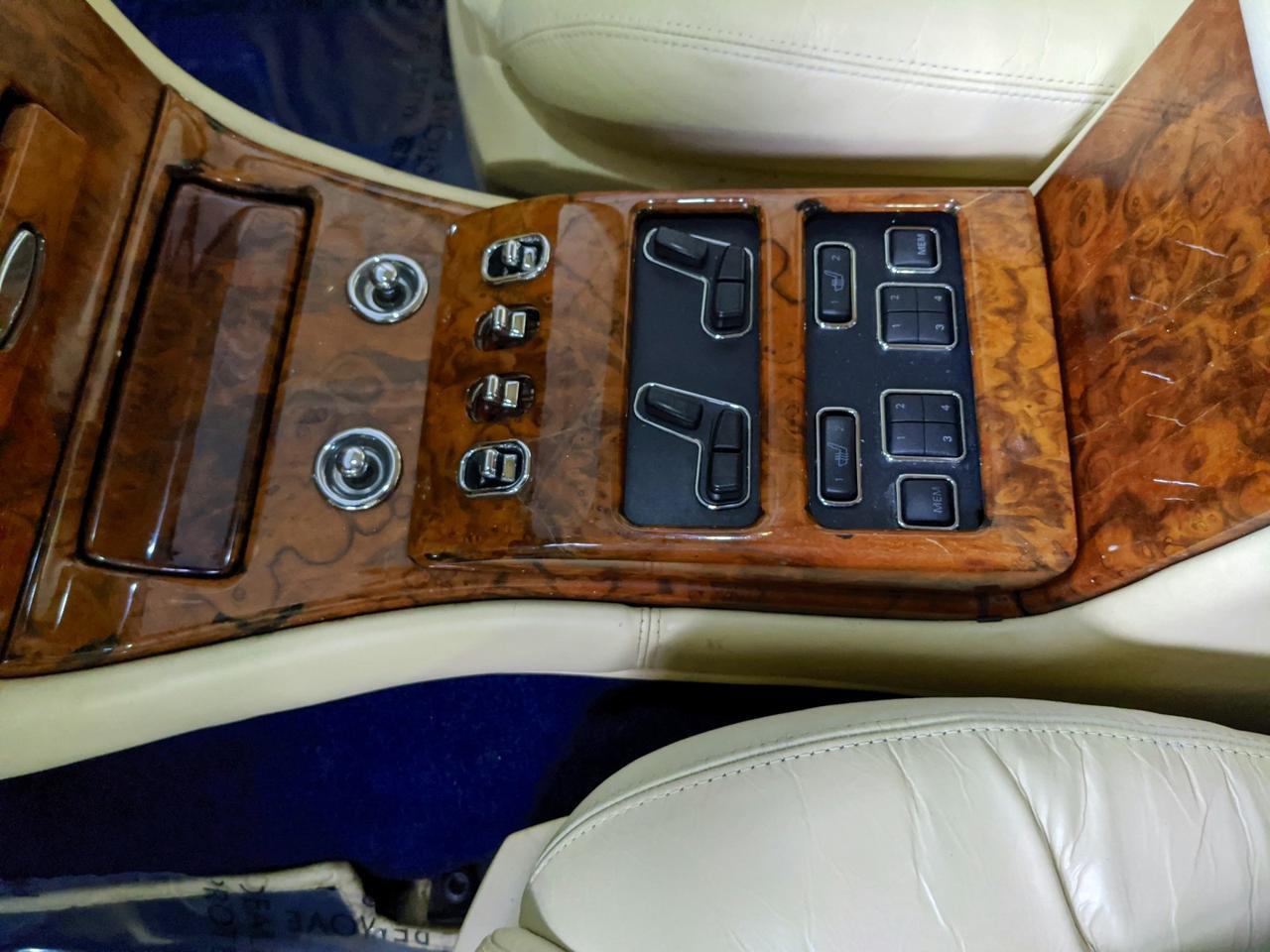 2000 Rolls-Royce Silver Seraph Concours Edition  St. Charles  IL