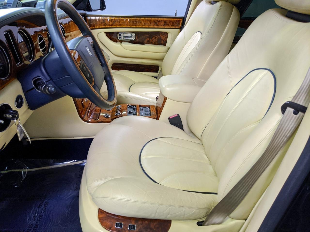 2000 Rolls-Royce Silver Seraph Concours Edition  St. Charles  IL