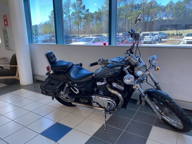 2000 Suzuki Boulevard
