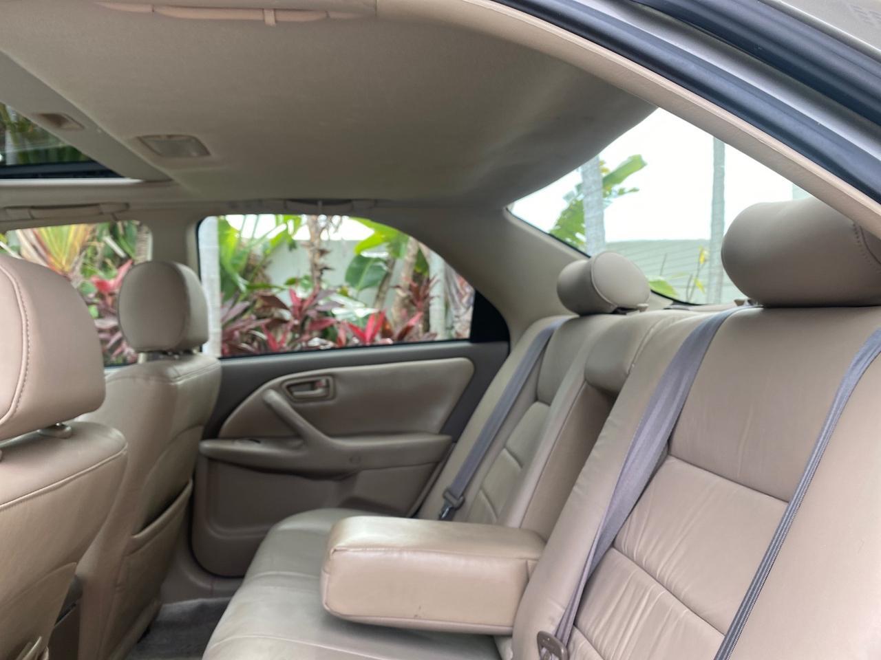 2000 Toyota Camry LE LOW MILES 63,706 SUNROOF Pompano Beach FL