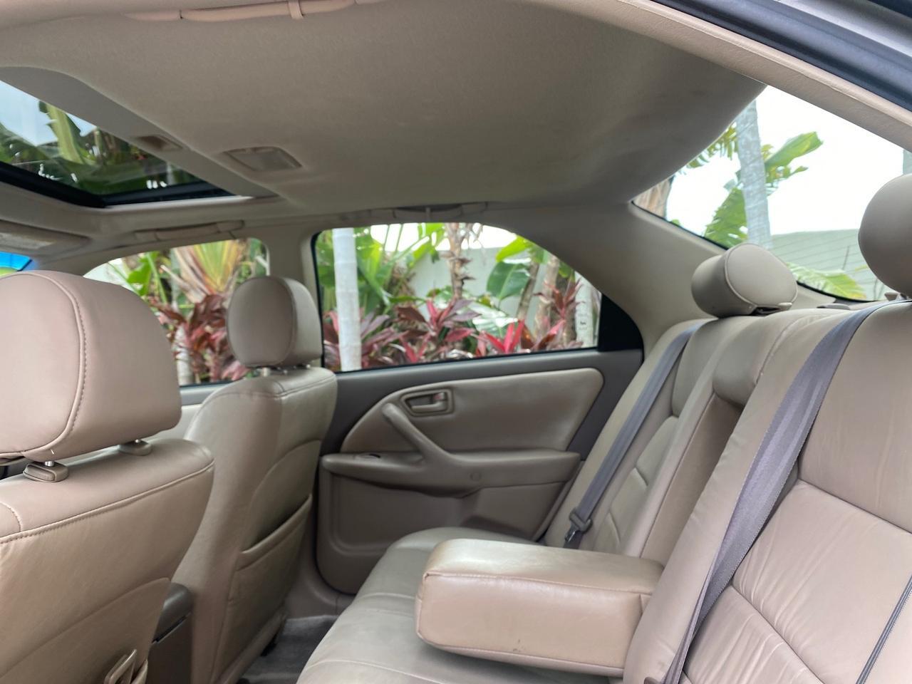 2000 Toyota Camry LE LOW MILES 63,706 SUNROOF Pompano Beach FL