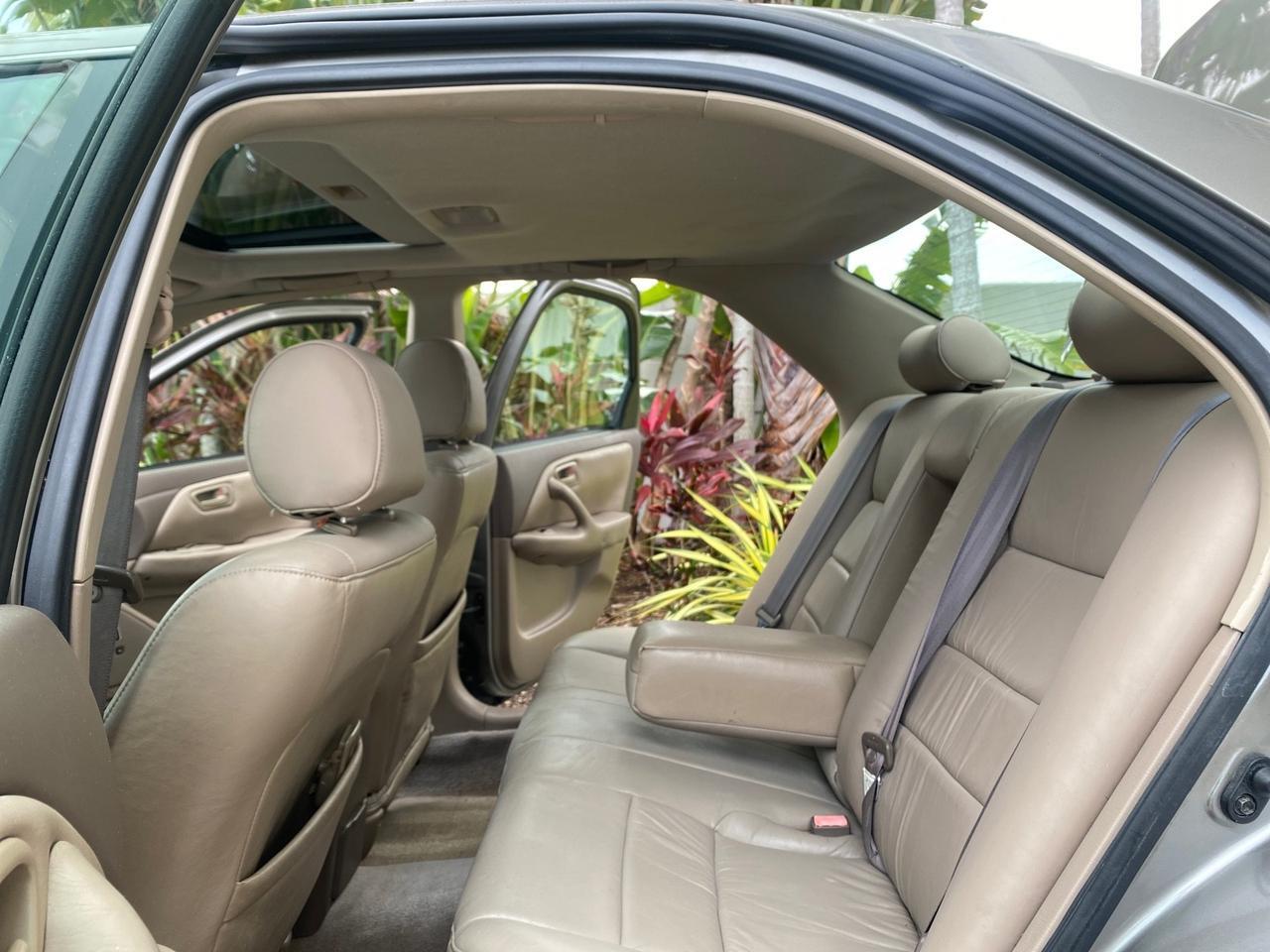 2000 Toyota Camry LE LOW MILES 63,706 SUNROOF Pompano Beach FL