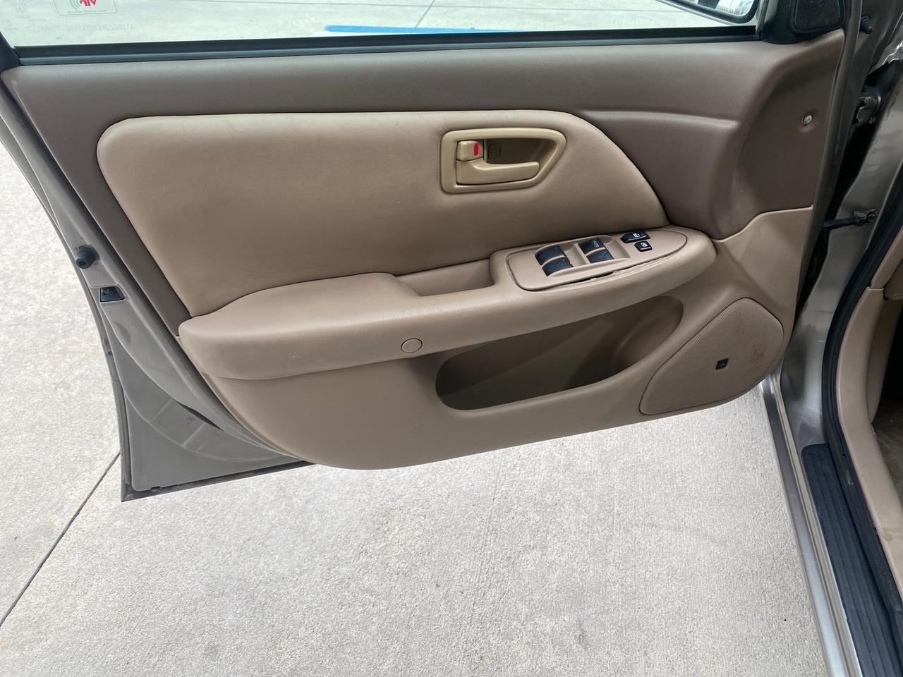 2000 Toyota Camry LE LOW MILES 63,706 SUNROOF Pompano Beach FL