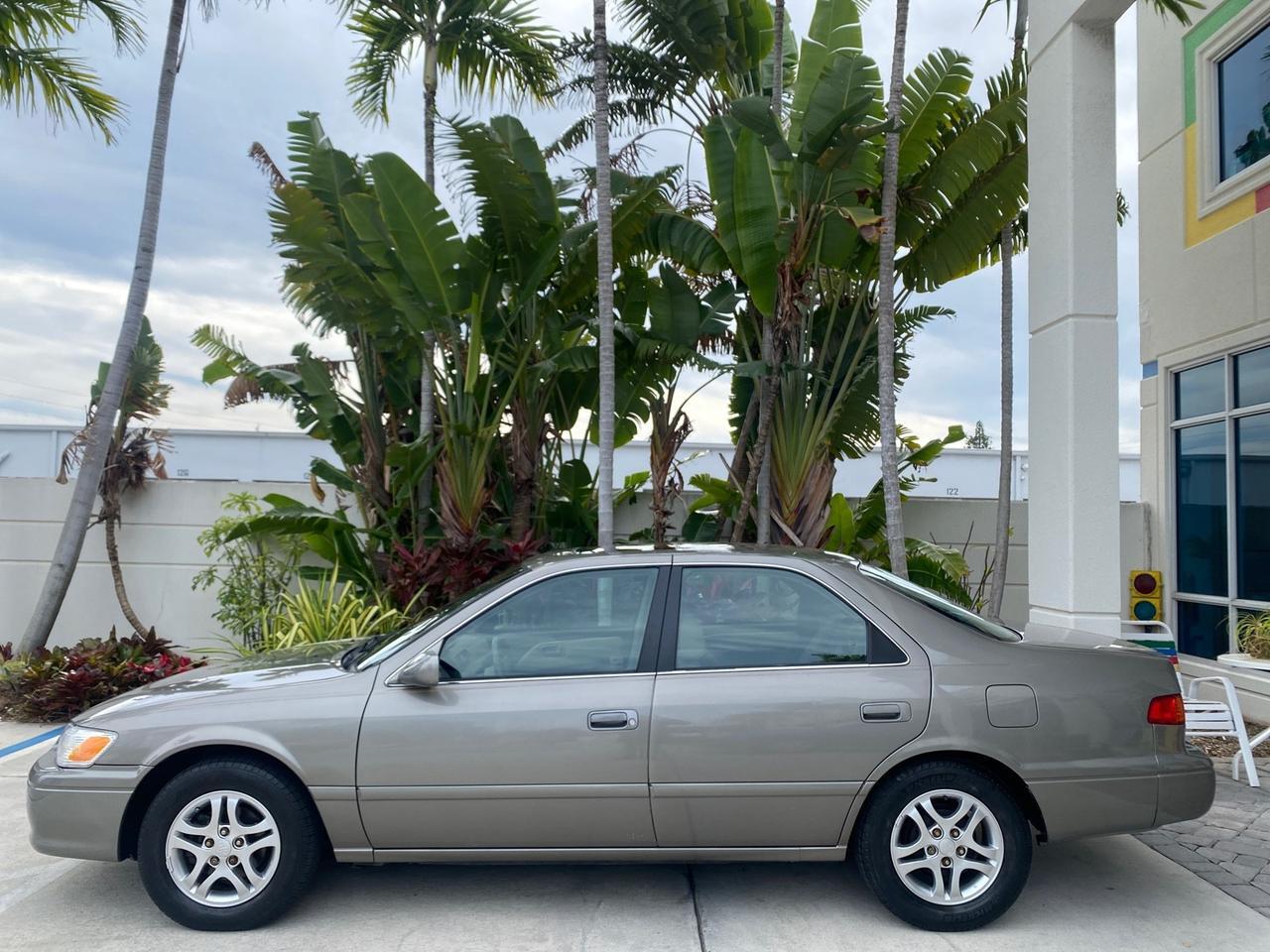 2000 Toyota Camry LE LOW MILES 63,706 SUNROOF Pompano Beach FL