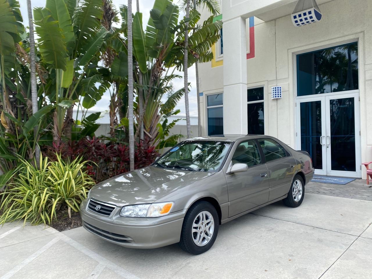 2000 Toyota Camry LE LOW MILES 63,706 SUNROOF Pompano Beach FL