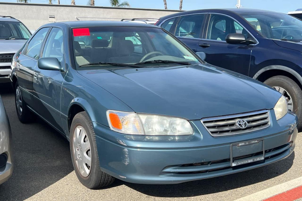 2000 Toyota Camry LE