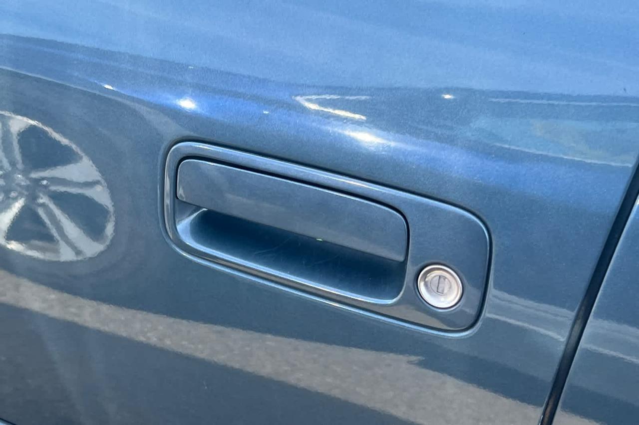 2000 Toyota Camry LE Roseville CA