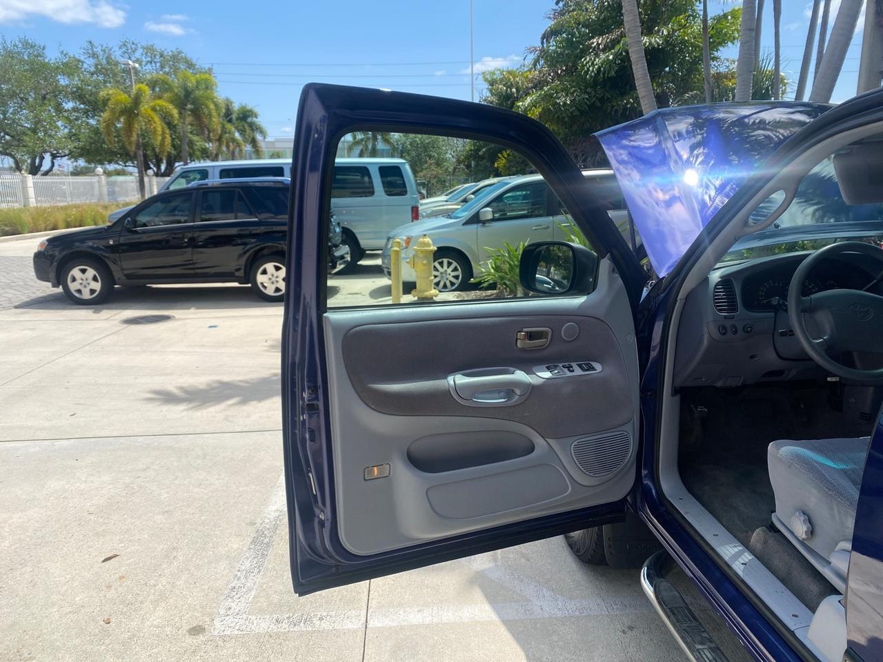 2000 Toyota Tundra V8 SR5 FLORIDA LIKE NEW Pompano Beach FL
