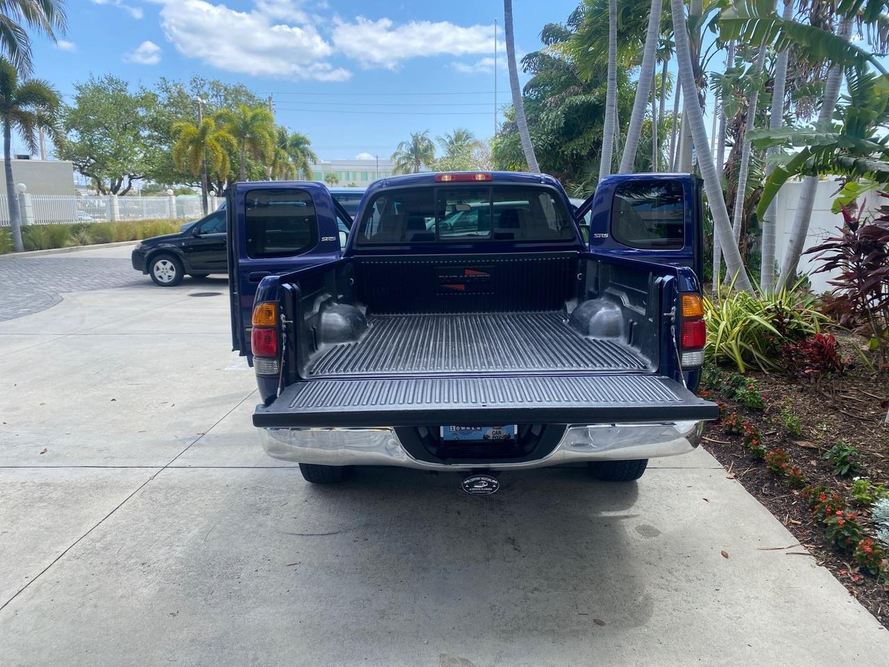 2000 Toyota Tundra V8 SR5 FLORIDA LIKE NEW Pompano Beach FL