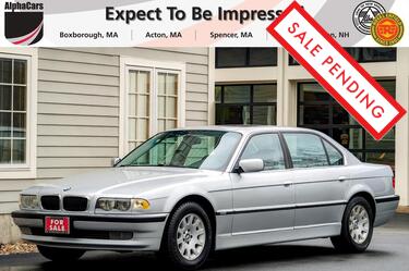 2001_BMW_740iL_E38_ Boston MA