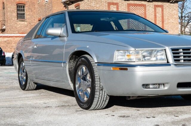 2001 Cadillac Eldorado ESC 2dr Coupe Chicago IL