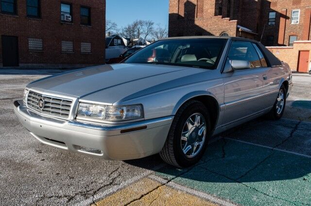 2001 Cadillac Eldorado ESC 2dr Coupe Chicago IL