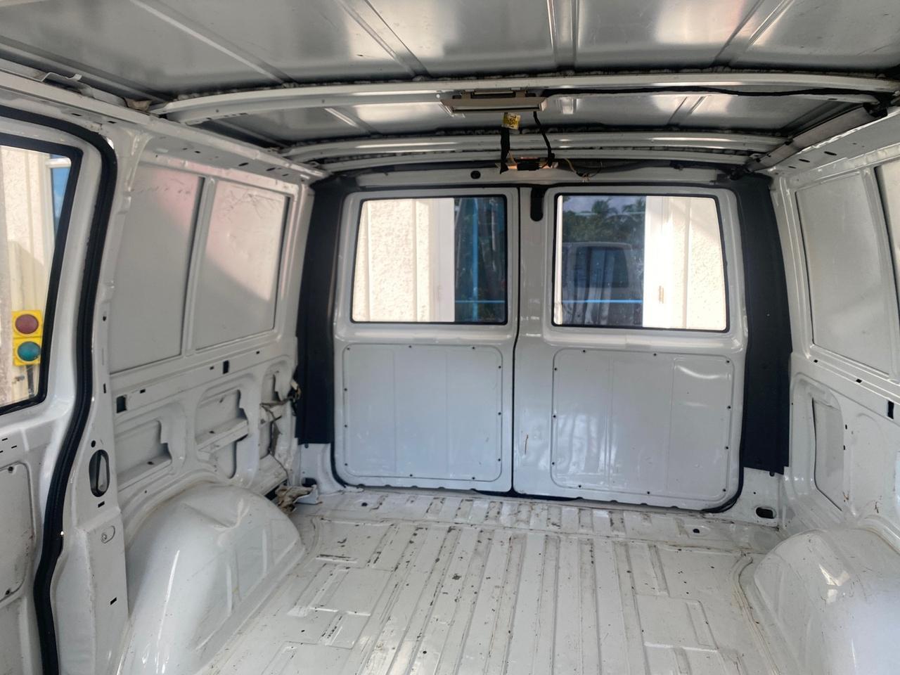 2001 Chevrolet Astro Cargo Van LOW MILES 84,812 Pompano Beach FL