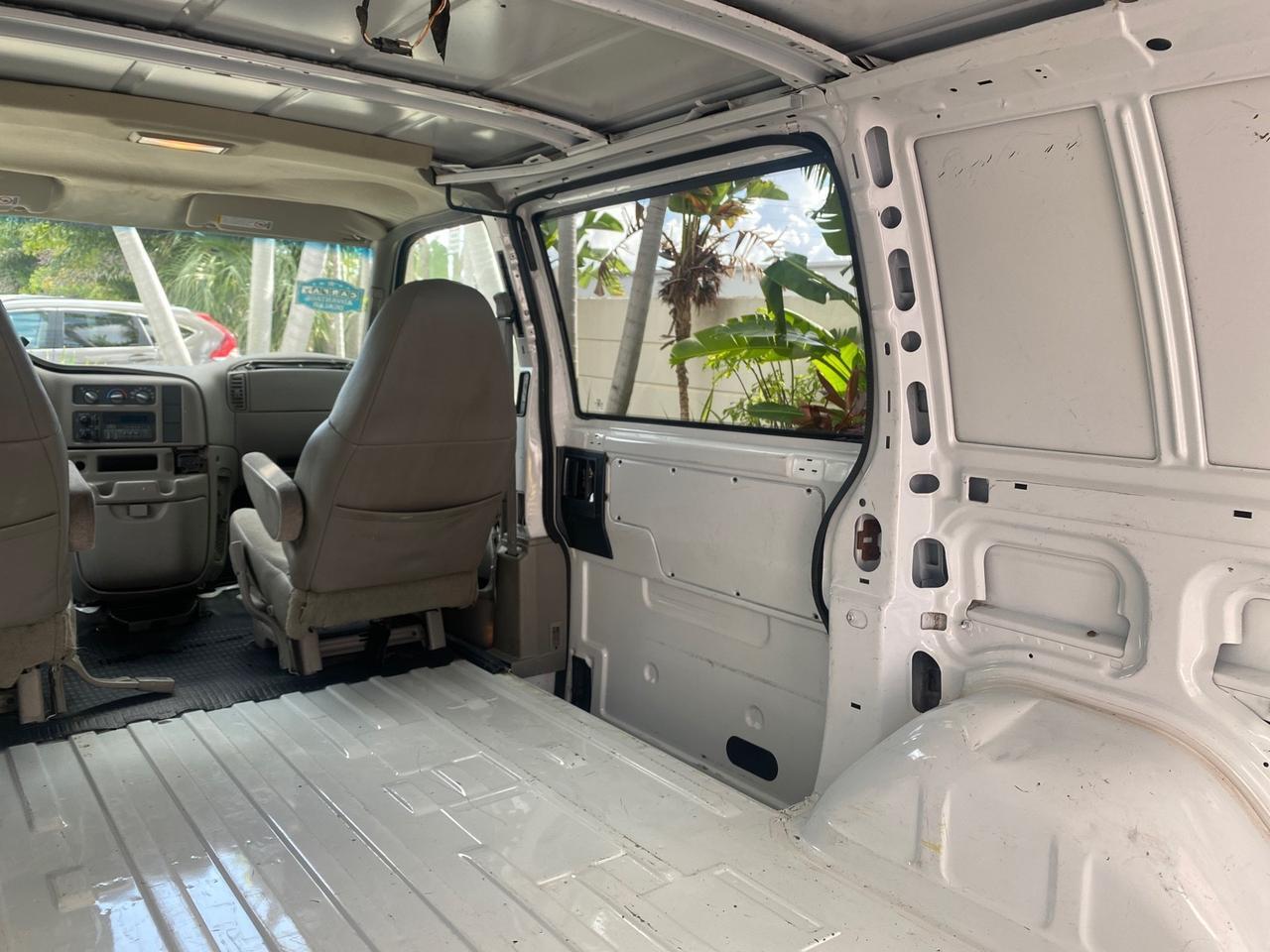 2001 Chevrolet Astro Cargo Van LOW MILES 84,812 Pompano Beach FL
