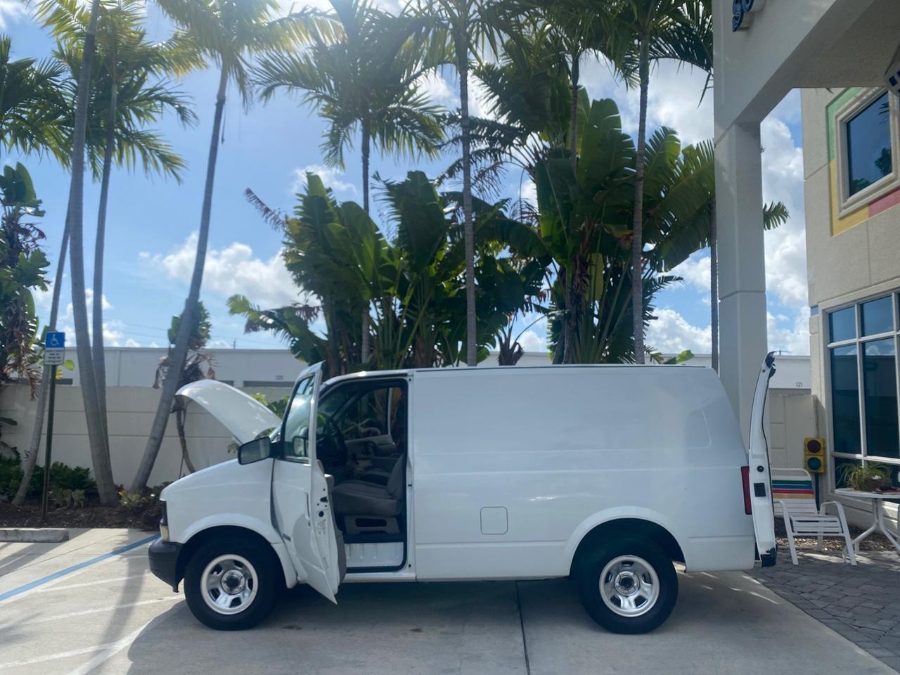 2001 Chevrolet Astro Cargo Van LOW MILES 84,812 Pompano Beach FL