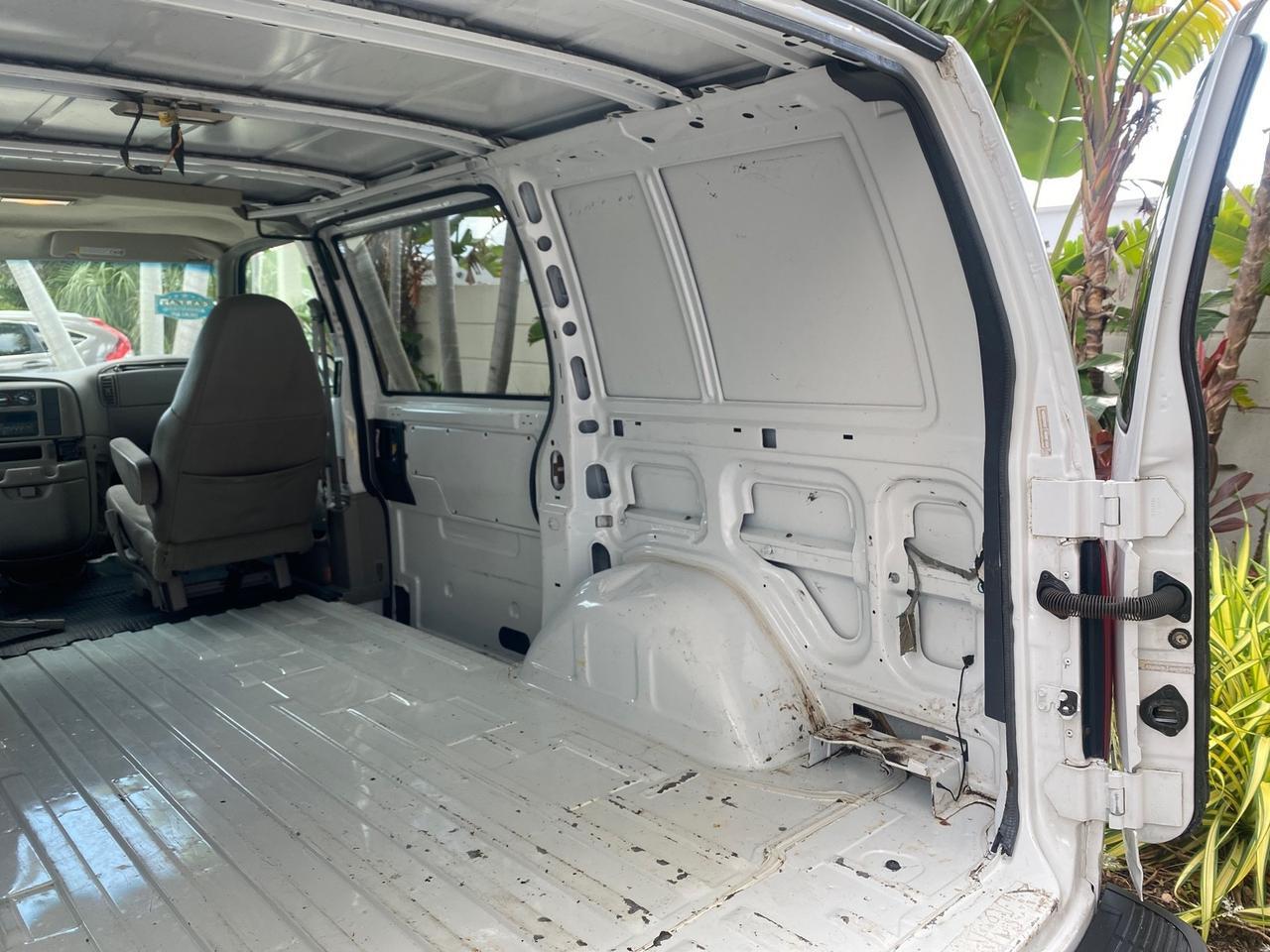 2001 Chevrolet Astro Cargo Van LOW MILES 84,812 Pompano Beach FL