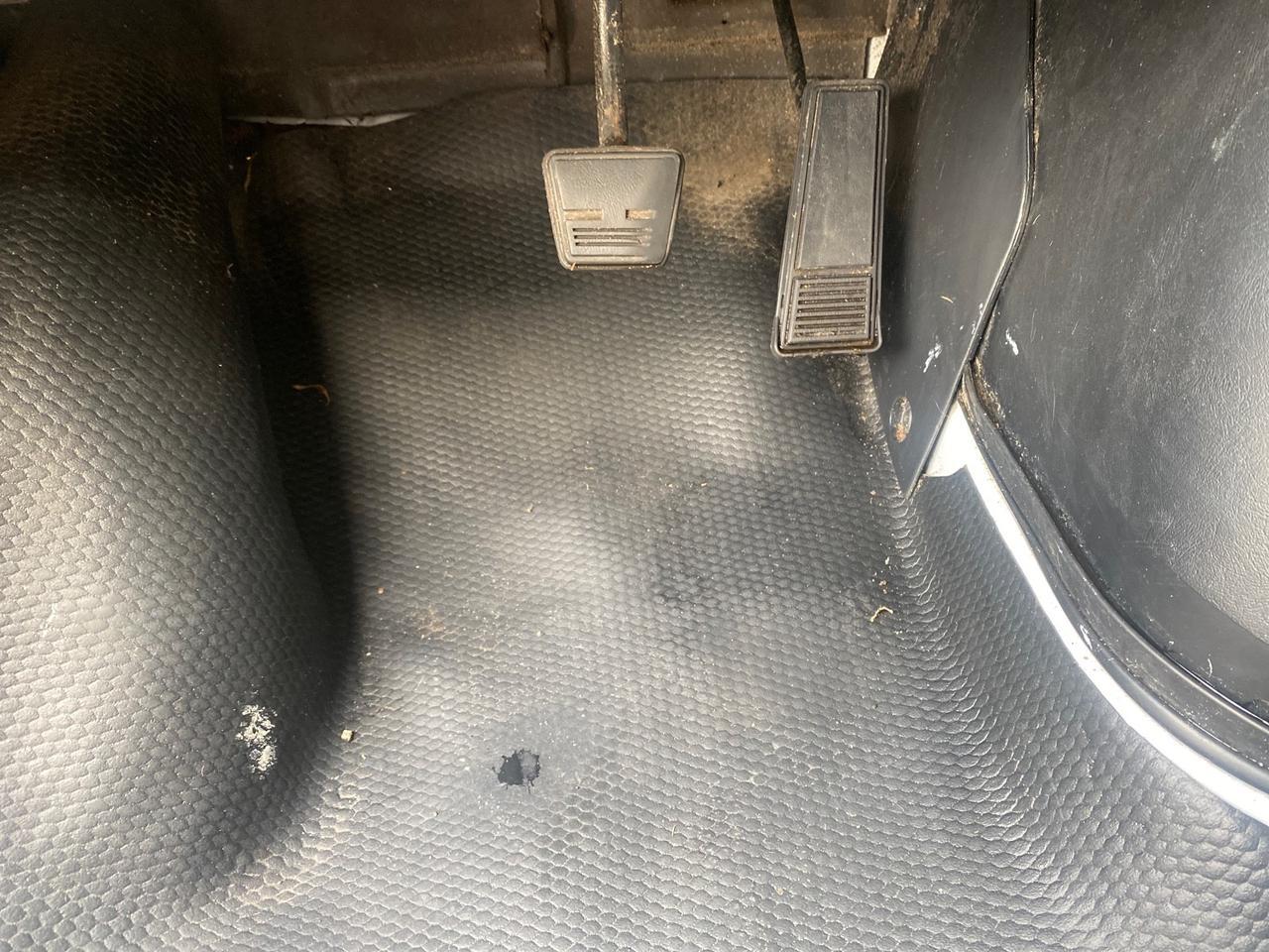 2001 Chevrolet Astro Cargo Van LOW MILES 84,812 Pompano Beach FL