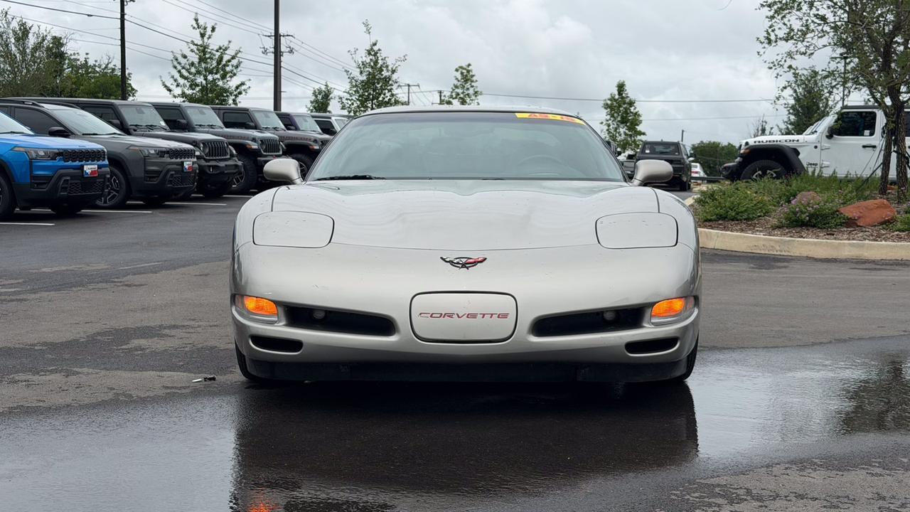 2001 Chevrolet Corvette Base