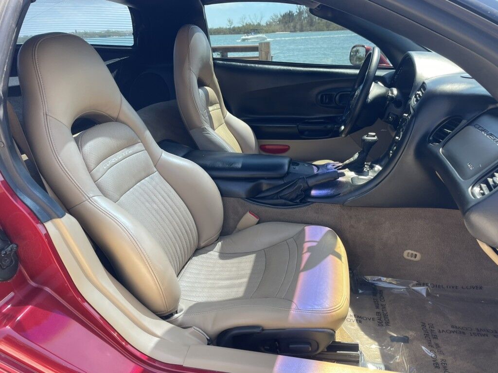 2001 Chevrolet Corvette ONLINE FINANCE AND SHIPPING AVAILABLE!!! Sarasota FL