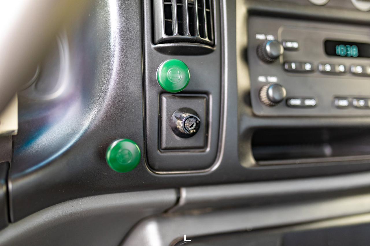 2001 Chevrolet Express 3500 Cube Van Red Deer AB