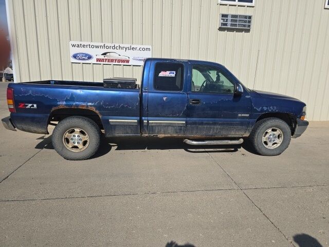 2001 Chevrolet Silverado 1500 LS Watertown SD