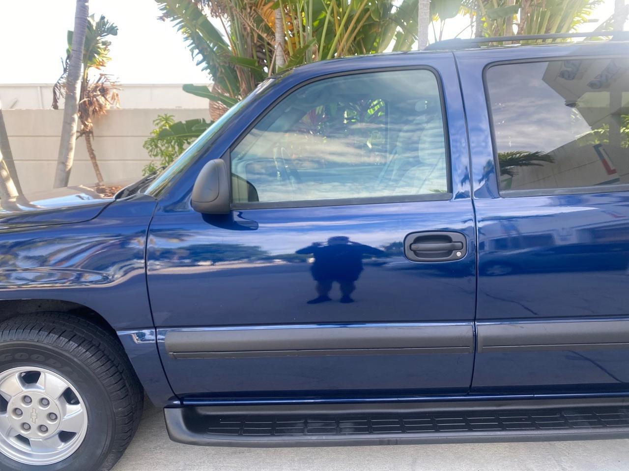 2001 Chevrolet Suburban LT 1 OWNER 44 SERVICES NO ACCIDENTS Pompano Beach FL