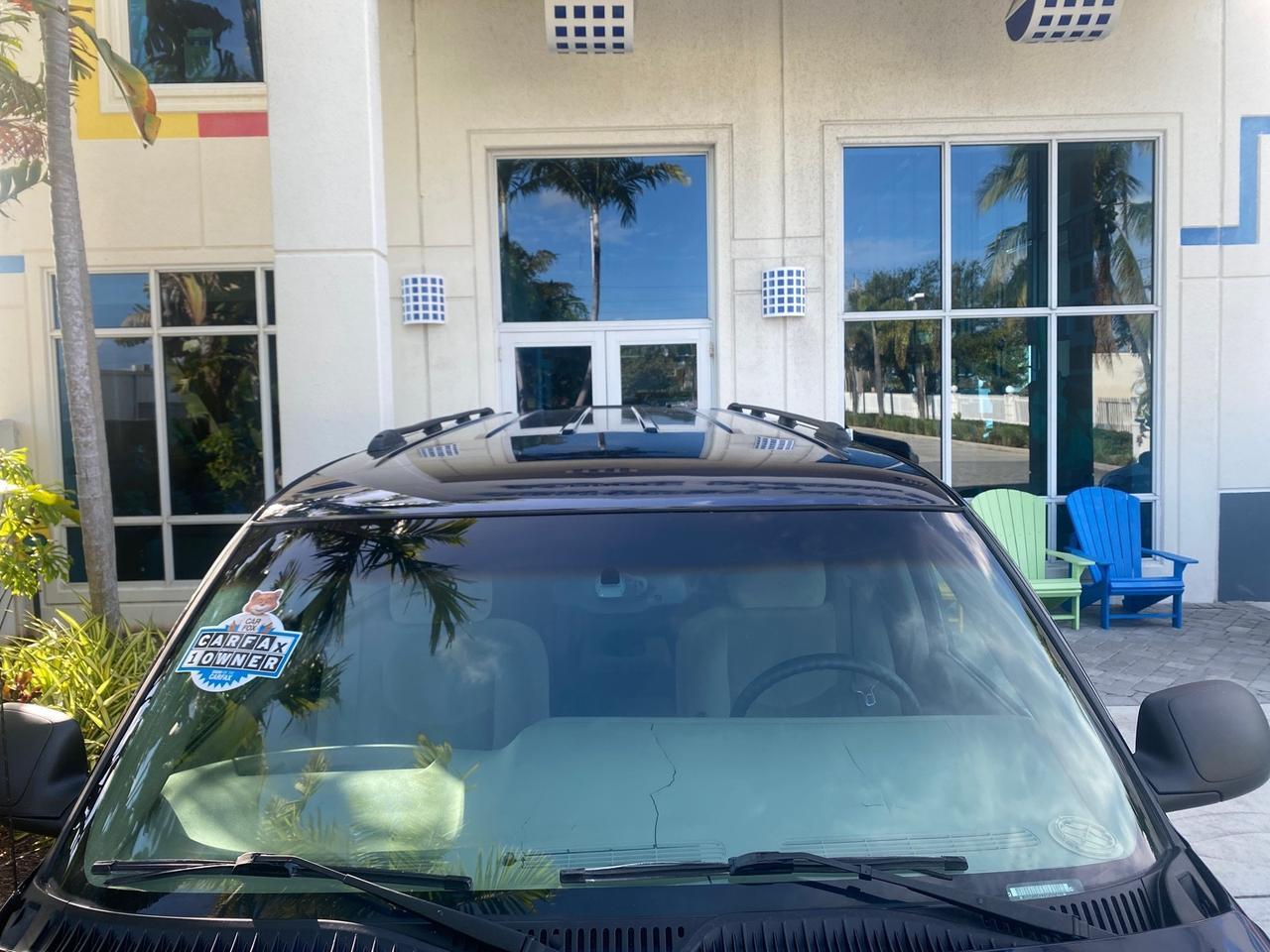 2001 Chevrolet Suburban LT 1 OWNER 44 SERVICES NO ACCIDENTS Pompano Beach FL