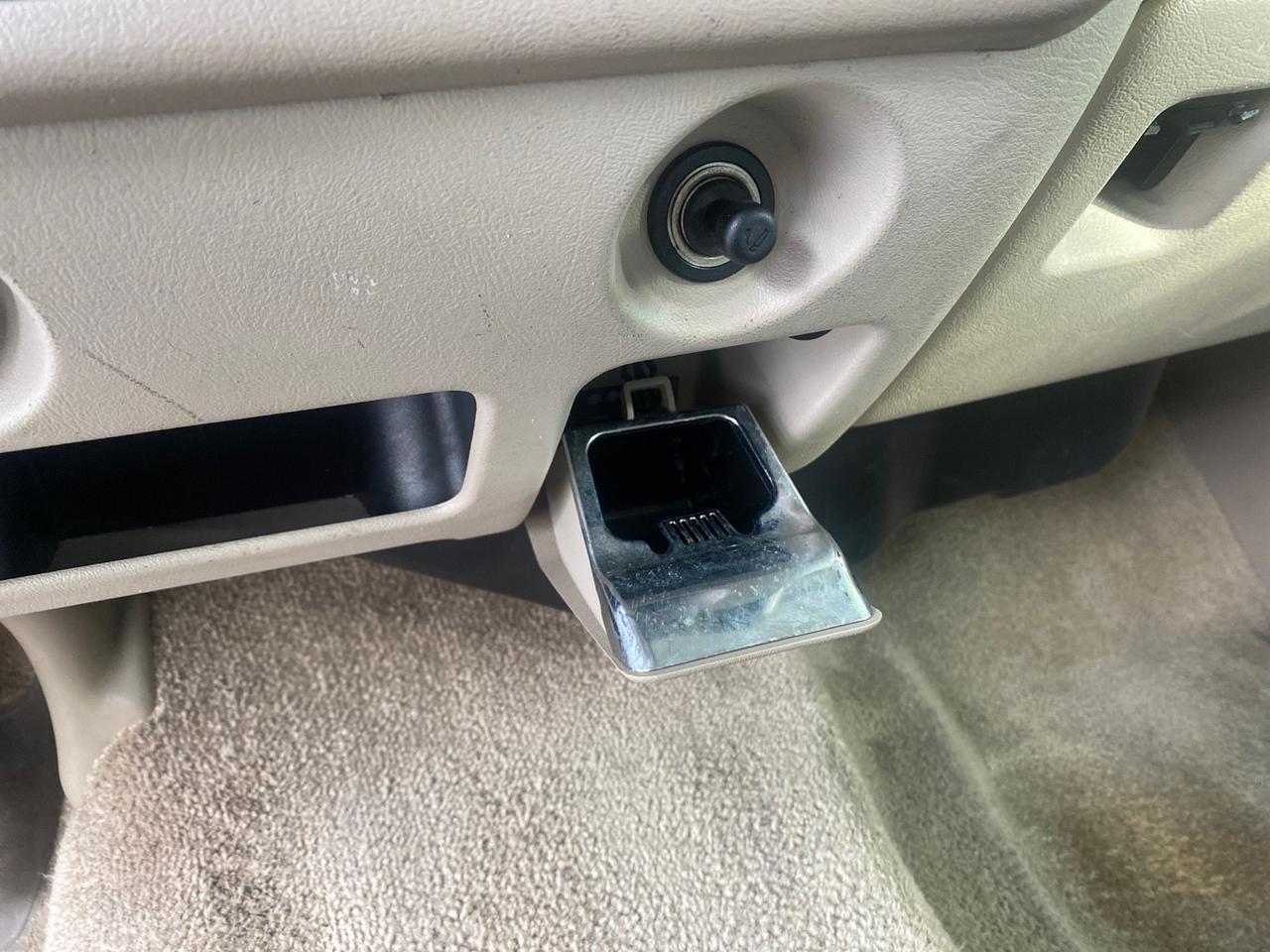 2001 Chevrolet Suburban LT 1 OWNER 44 SERVICES NO ACCIDENTS Pompano Beach FL