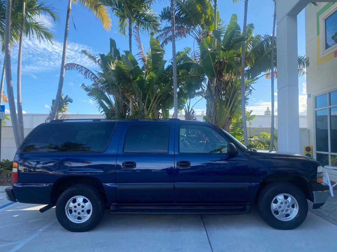 2001 Chevrolet Suburban LT 1 OWNER 44 SERVICES NO ACCIDENTS Pompano Beach FL