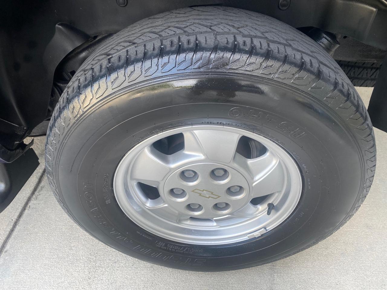 2001 Chevrolet Suburban LT 1 OWNER 44 SERVICES NO ACCIDENTS Pompano Beach FL