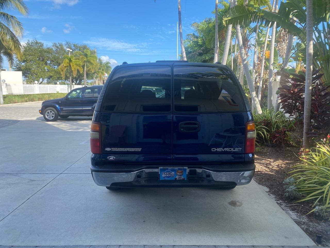 2001 Chevrolet Suburban LT 1 OWNER 44 SERVICES NO ACCIDENTS Pompano Beach FL