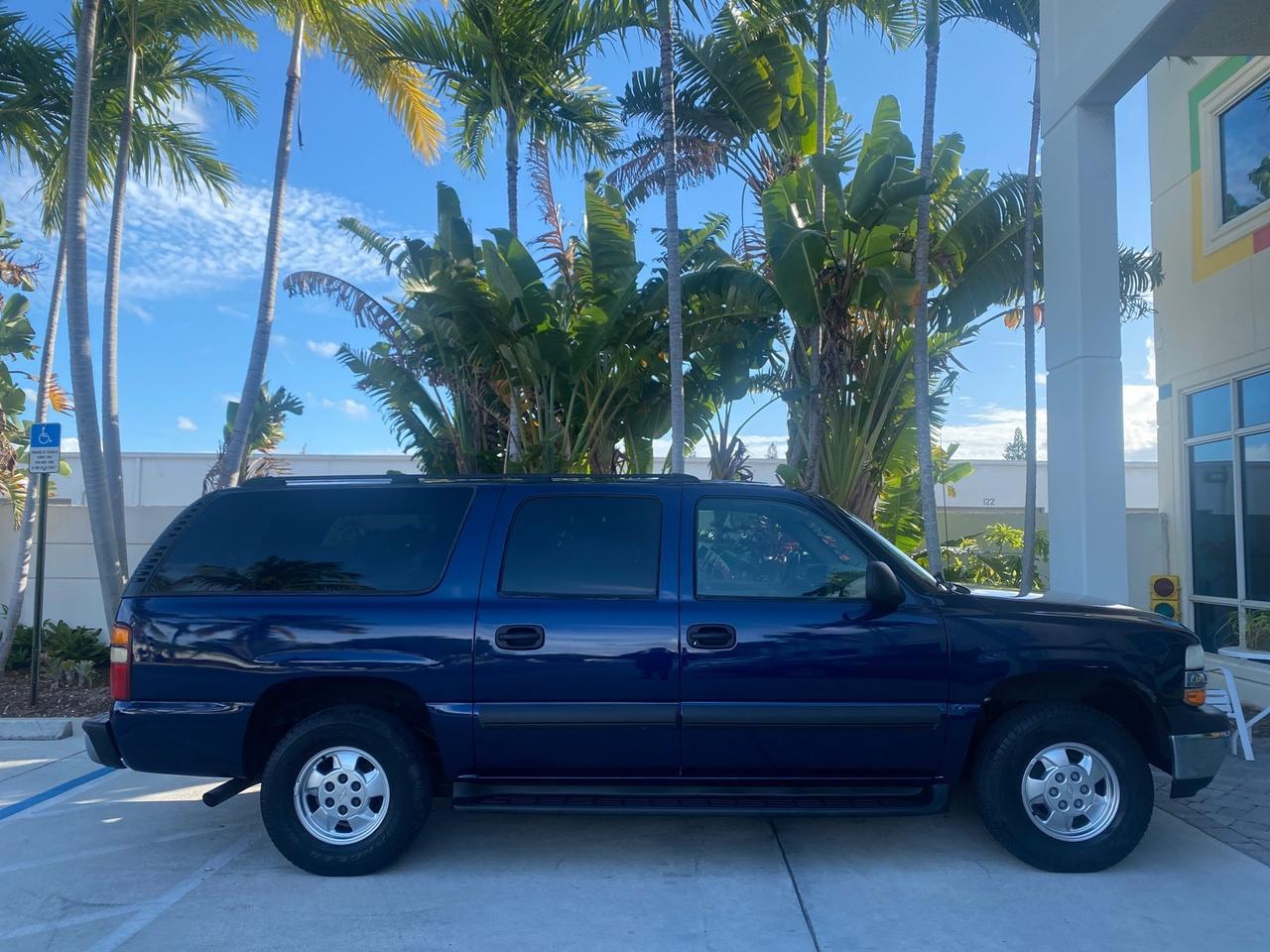 2001 Chevrolet Suburban LT 1 OWNER 44 SERVICES NO ACCIDENTS Pompano Beach FL