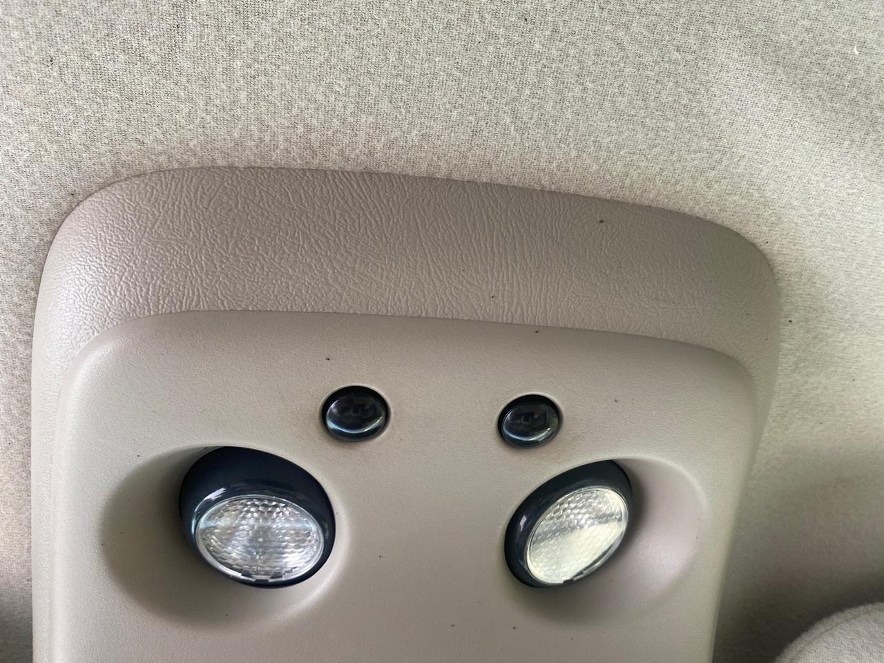 2001 Chevrolet Suburban LT 1 OWNER 44 SERVICES NO ACCIDENTS Pompano Beach FL