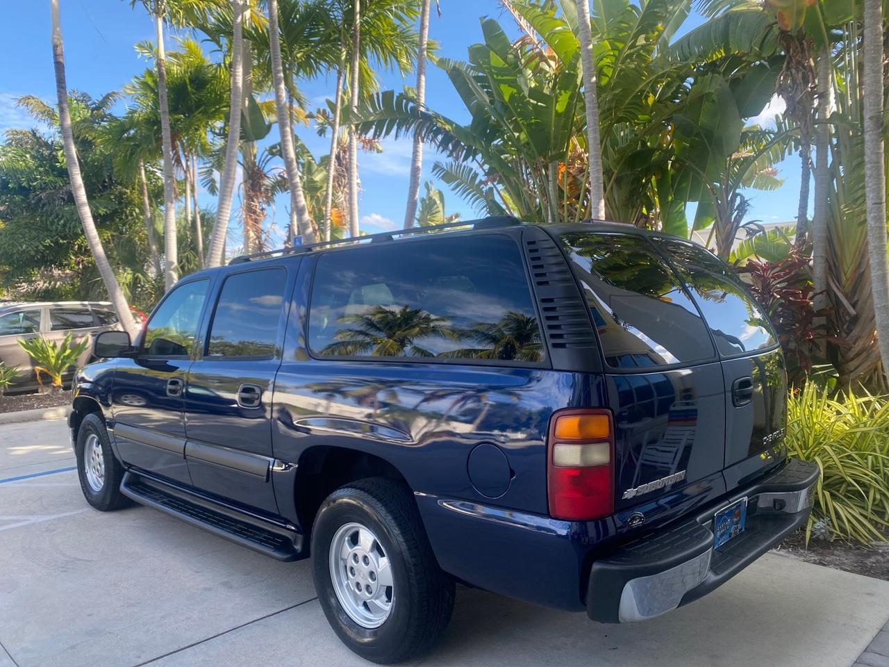 2001 Chevrolet Suburban LT 1 OWNER 44 SERVICES NO ACCIDENTS Pompano Beach FL