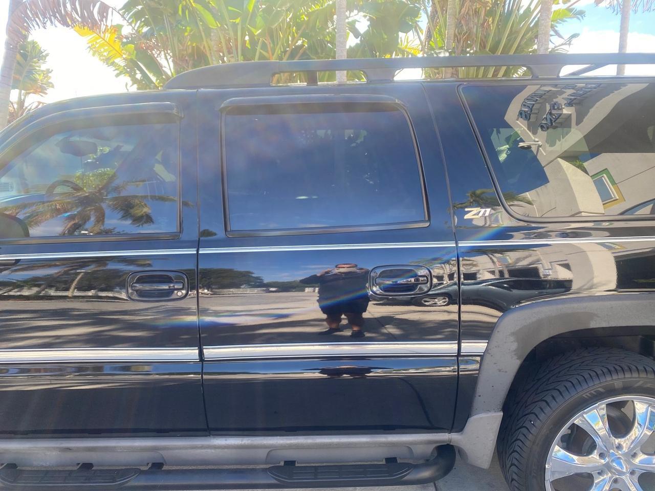 2001 Chevrolet Suburban LT Z71 1 FL 4WD 44 SERVICES NO ACCIDENTS Pompano Beach FL