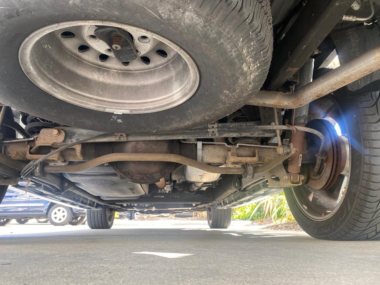 2001 Chevrolet Suburban LT Z71 1 FL 4WD 44 SERVICES NO ACCIDENTS Pompano Beach FL