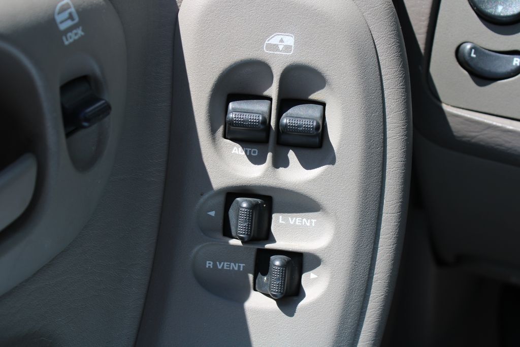 2001 Chrysler Town &amp; Country LXi Klamath Falls OR