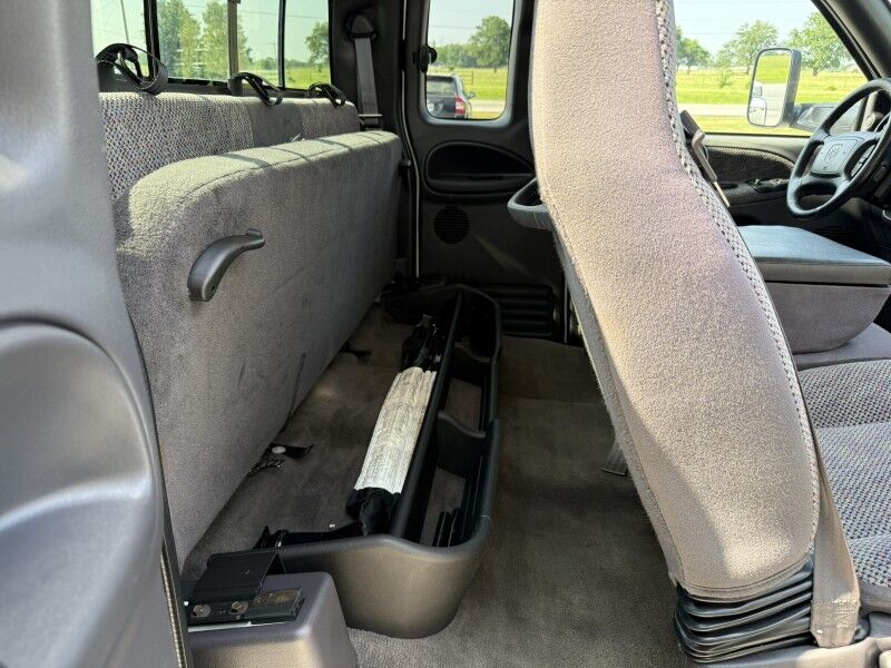 2001 Dodge 3500 DRW Diesel 76k exempt mi's Collinsville OK
