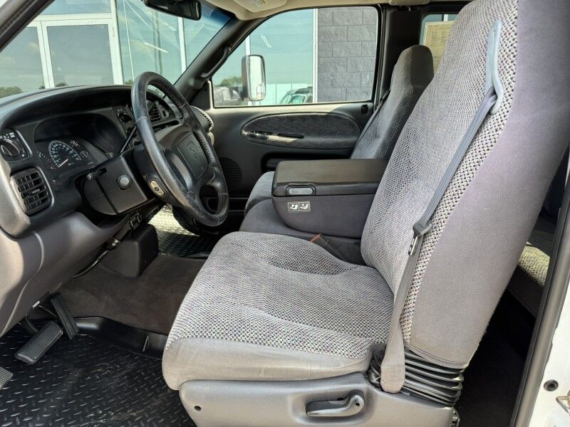 2001 Dodge 3500 DRW Diesel 76k exempt mi's Collinsville OK
